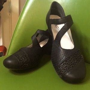 Rieker Antistress low heel sz 42.